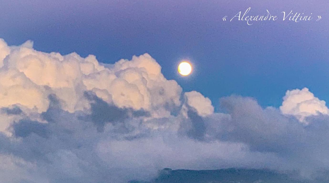 Nuits Magiques Au Village Entre Mer Et Montagnes Bigorno Εξωτερικό φωτογραφία